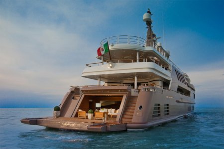 J’ade – яхта-матрешка для очень богатых людей 